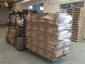 無(wú)錫某設(shè)備工廠(chǎng)定制的紙箱