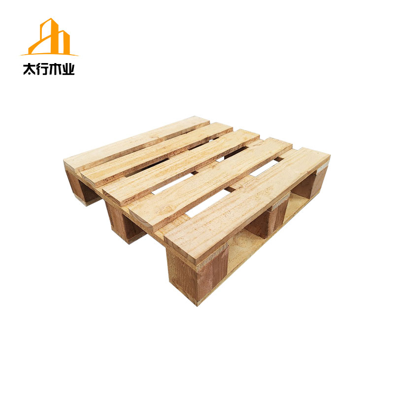 為什么重貨出口要選擇實木熏蒸托盤？